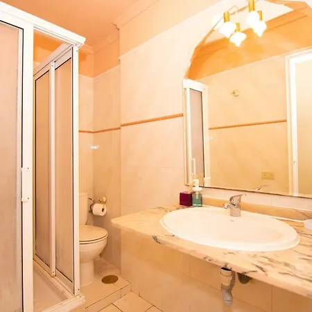 Concanasa Los Gigantes Apartment *